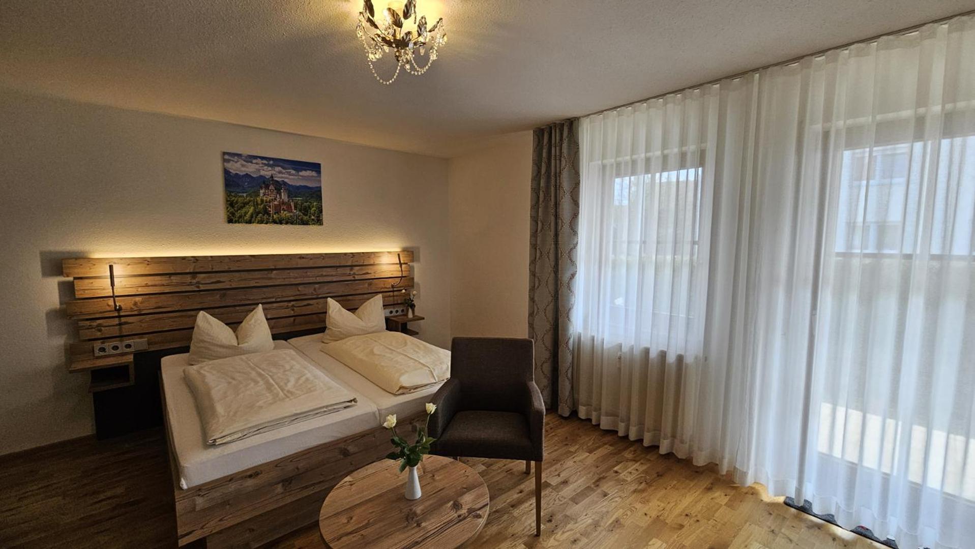 סנדן Hotel Gasthof Roessle מראה חיצוני תמונה