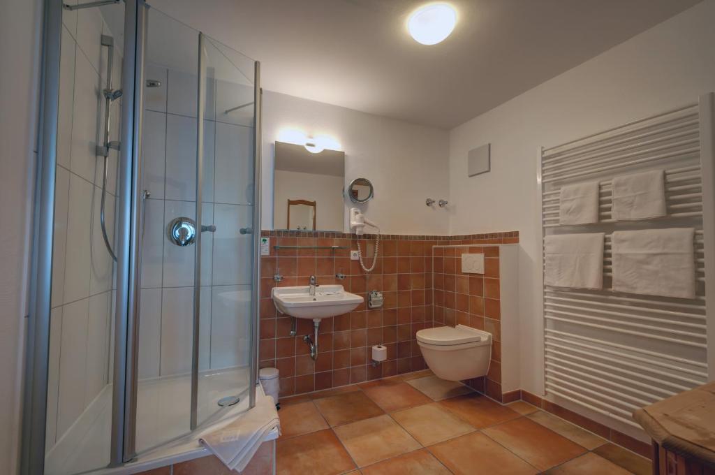 סנדן Hotel Gasthof Roessle מראה חיצוני תמונה