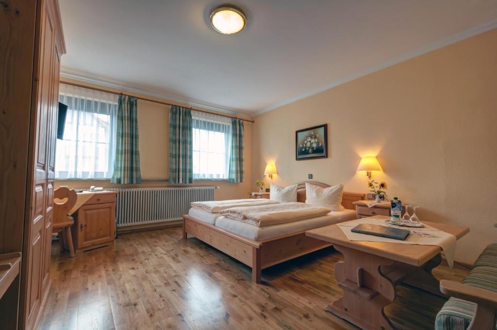 סנדן Hotel Gasthof Roessle חדר תמונה