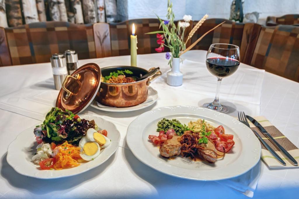 סנדן Hotel Gasthof Roessle מראה חיצוני תמונה